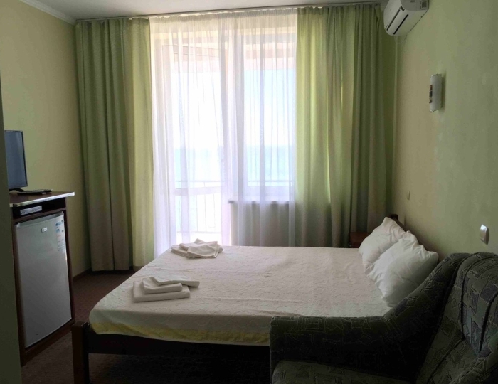 Номер делюкс с видом во двор - Отель «Прибой» Мысовое